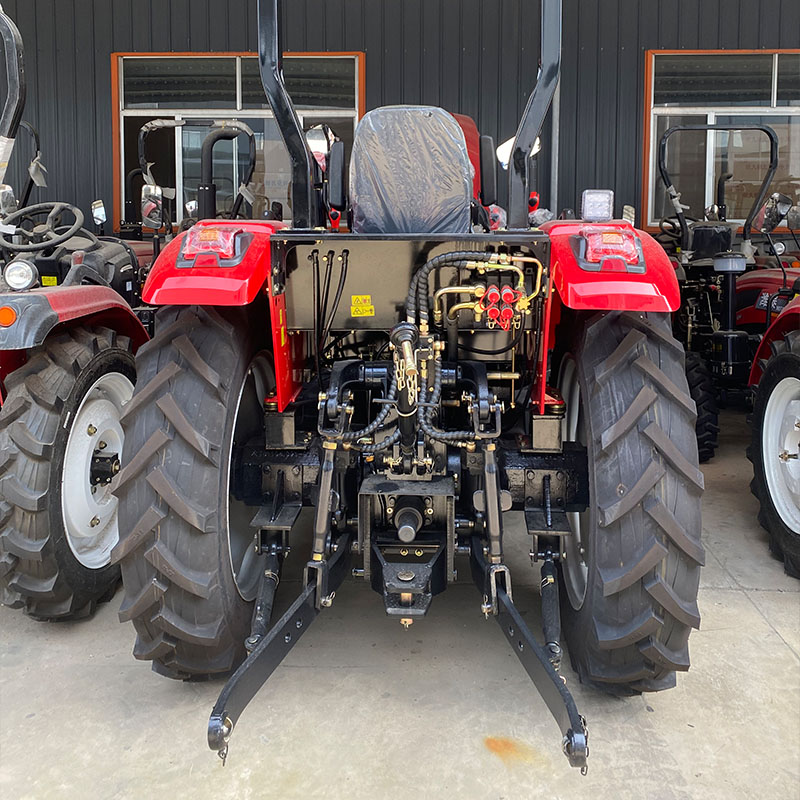 75 PS starker Allradtraktor zu verkaufen