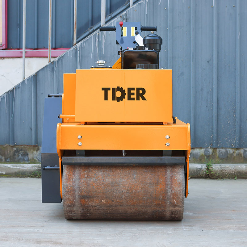 600 kg Doppeltrommel-Straßenwalze mit elektrischem Start-Dieselmotor